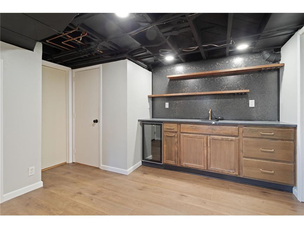 4325 Beard Avenue N Robbinsdale MN 55422 7073769 image20