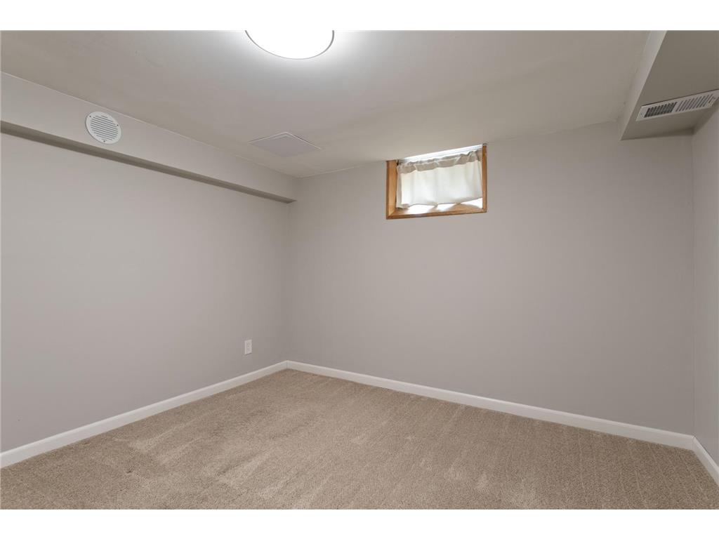 4325 Beard Avenue N Robbinsdale MN 55422 7073769 image21
