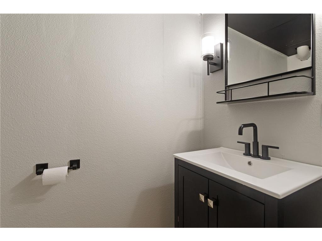 4325 Beard Avenue N Robbinsdale MN 55422 7073769 image22