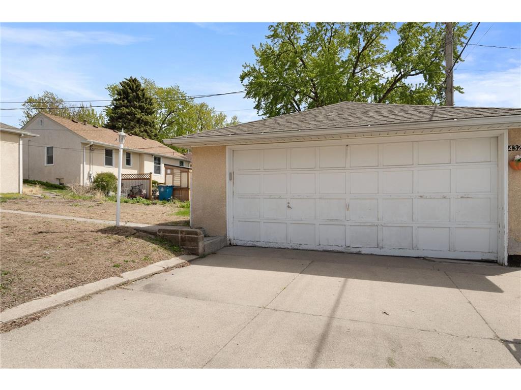 4325 Beard Avenue N Robbinsdale MN 55422 7073769 image24