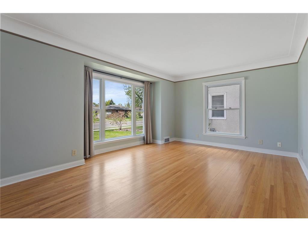 4325 Beard Avenue N Robbinsdale MN 55422 7073769 image5