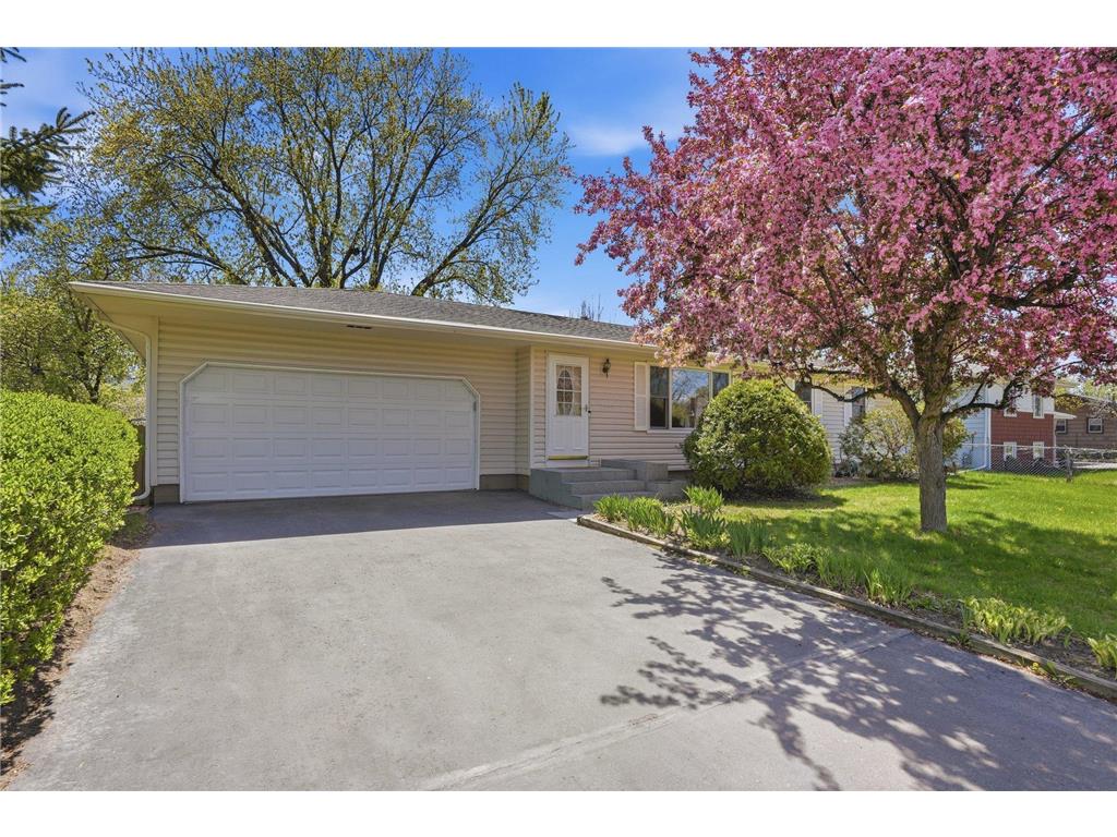 4325 Brookdale Drive N Brooklyn Park MN 55443 7058390 image1