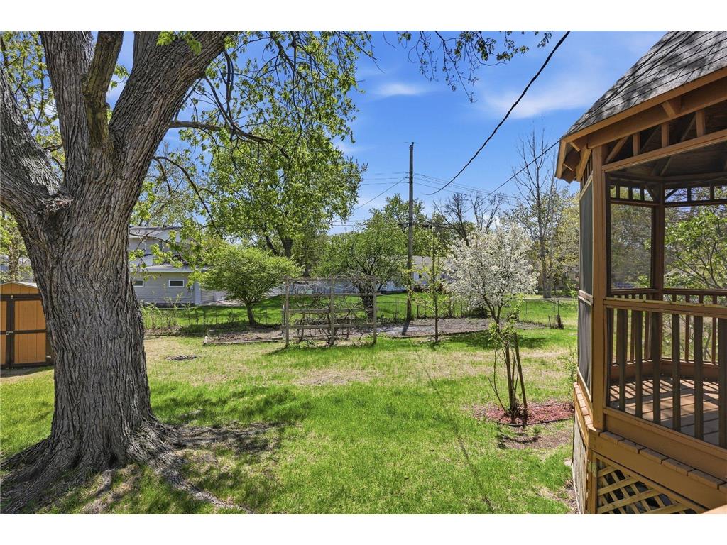 4325 Brookdale Drive N Brooklyn Park MN 55443 7058390 image10