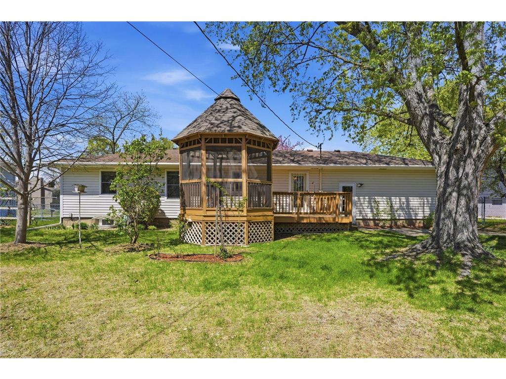 4325 Brookdale Drive N Brooklyn Park MN 55443 7058390 image12