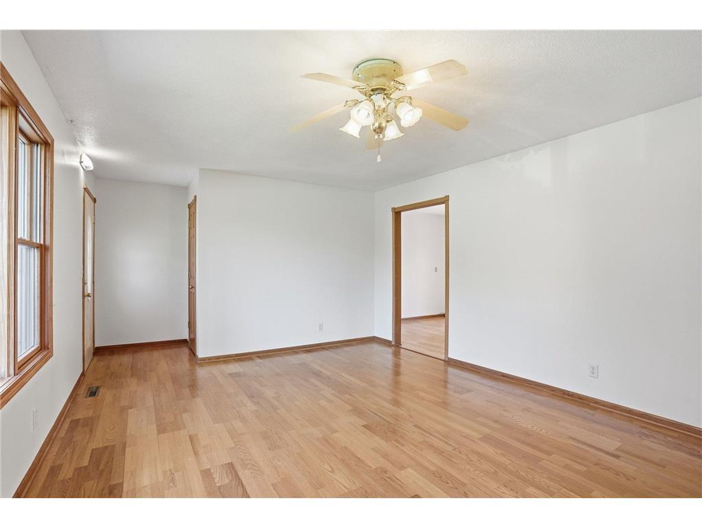 4325 Brookdale Drive N Brooklyn Park MN 55443 7058390 image20