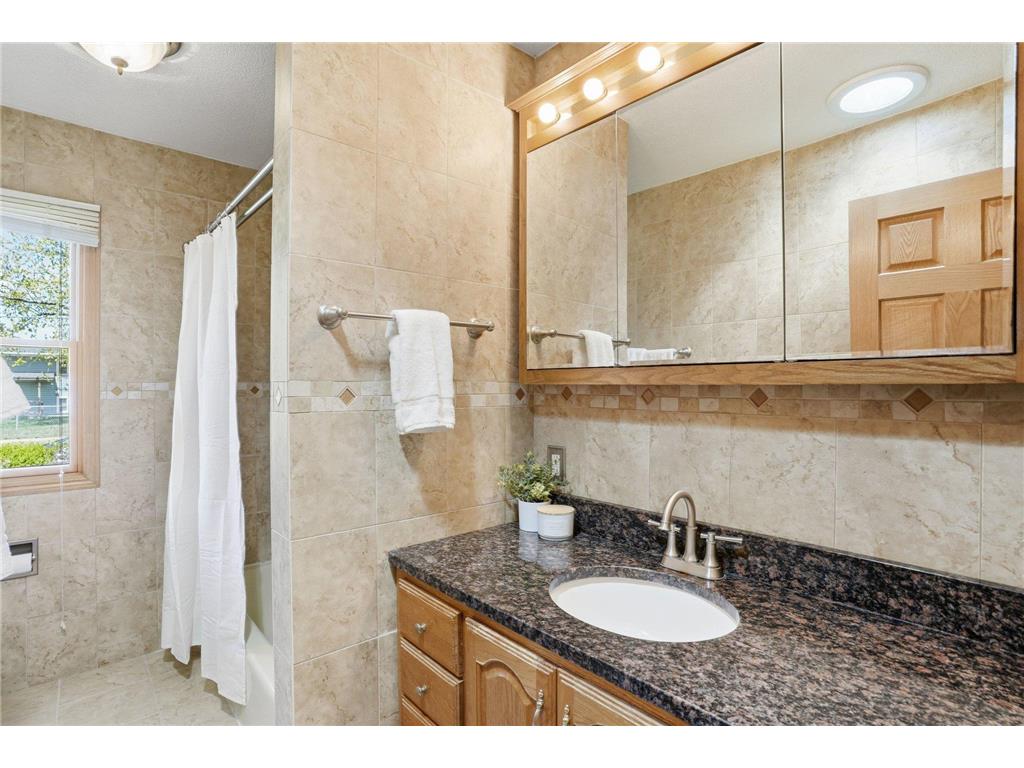 4325 Brookdale Drive N Brooklyn Park MN 55443 7058390 image30