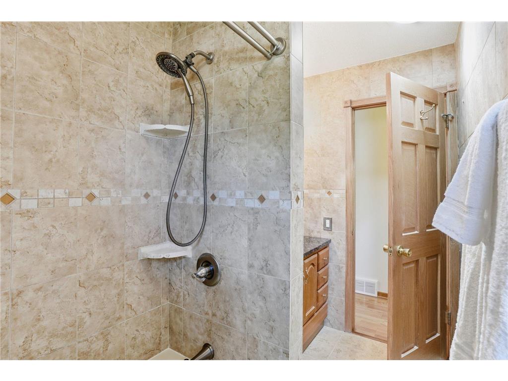 4325 Brookdale Drive N Brooklyn Park MN 55443 7058390 image31