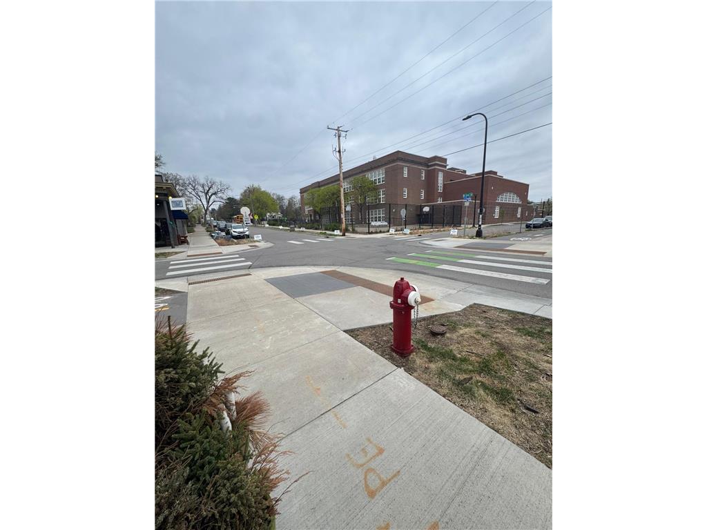 4325 Bryant Avenue S #D001 Minneapolis MN 55409 7008659 image14