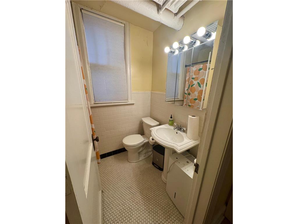 4325 Bryant Avenue S #D001 Minneapolis MN 55409 7008659 image5