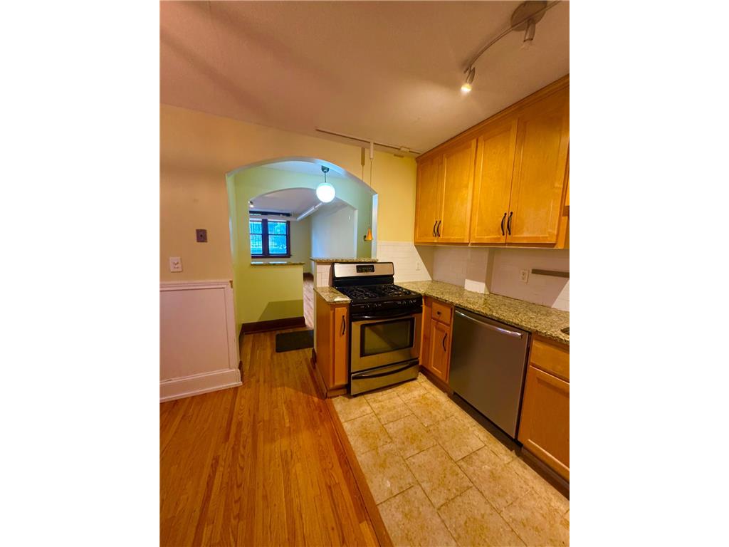 4325 Bryant Avenue S #D001 Minneapolis MN 55409 7008659 image7