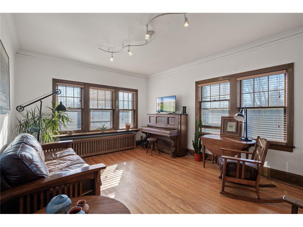 4325 Bryant Avenue S #D204 Minneapolis MN 55409 6499776 image1