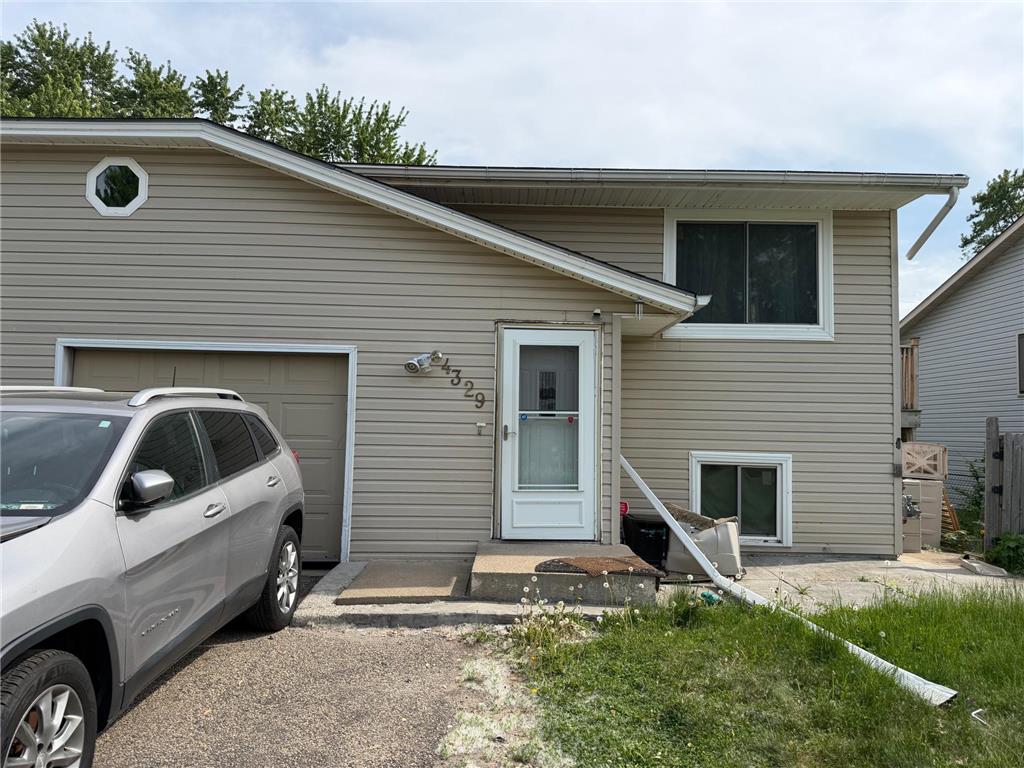 4329 83rd Circle N Brooklyn Park MN 55443 7014778 image1