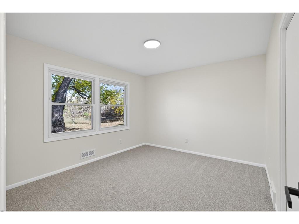 4329 Lakeland Avenue N Robbinsdale MN 55422 6815102 image12