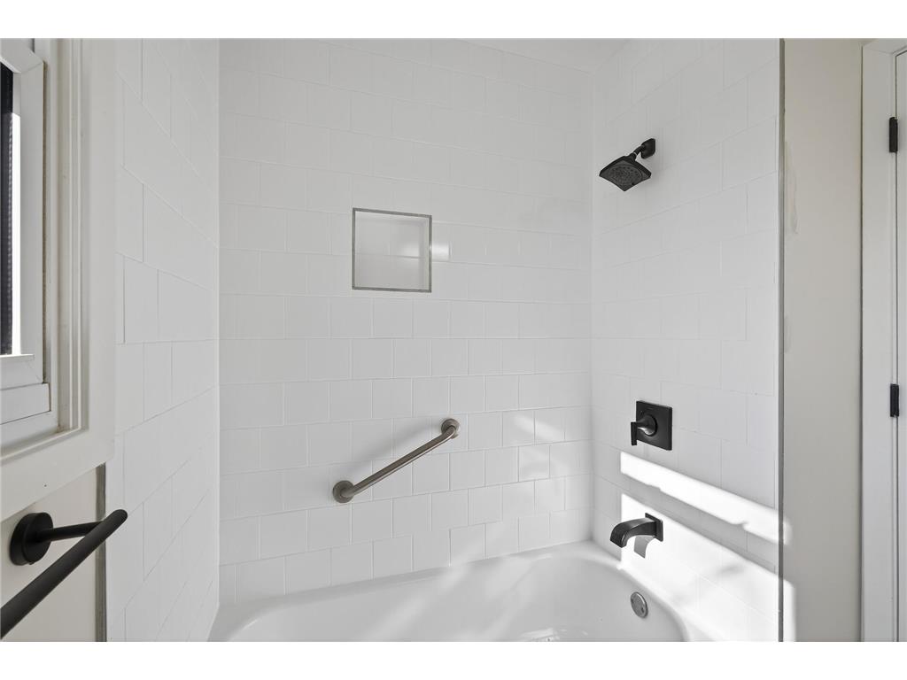 4329 Lakeland Avenue N Robbinsdale MN 55422 6815102 image15