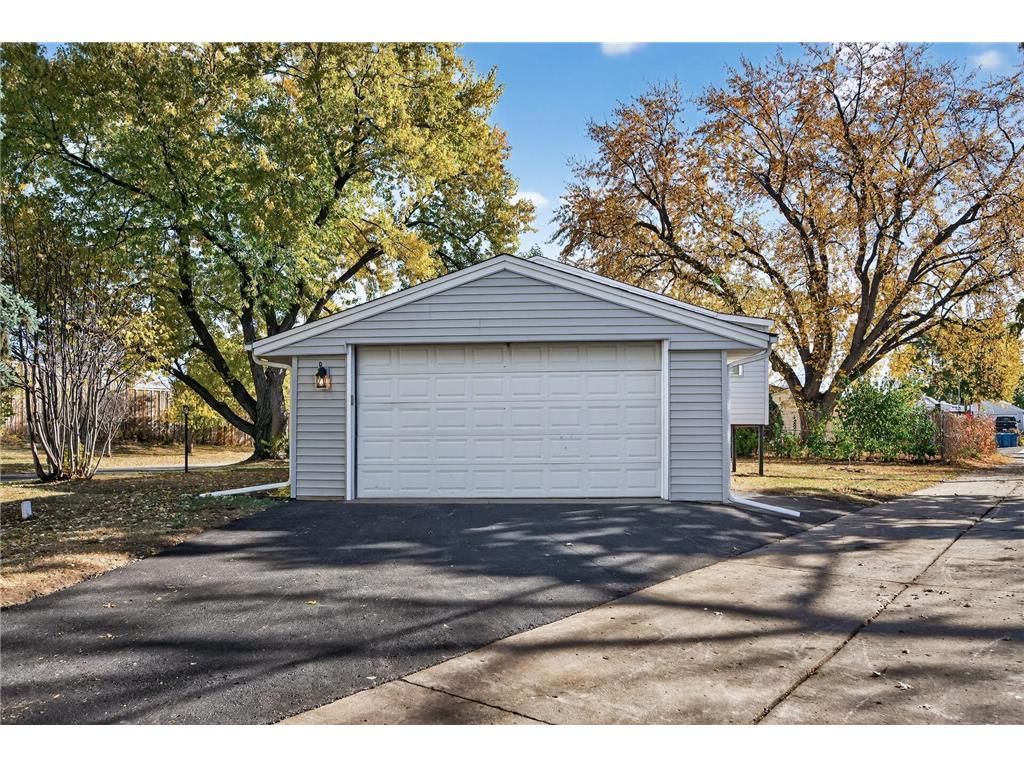 4329 Lakeland Avenue N Robbinsdale MN 55422 6815102 image25