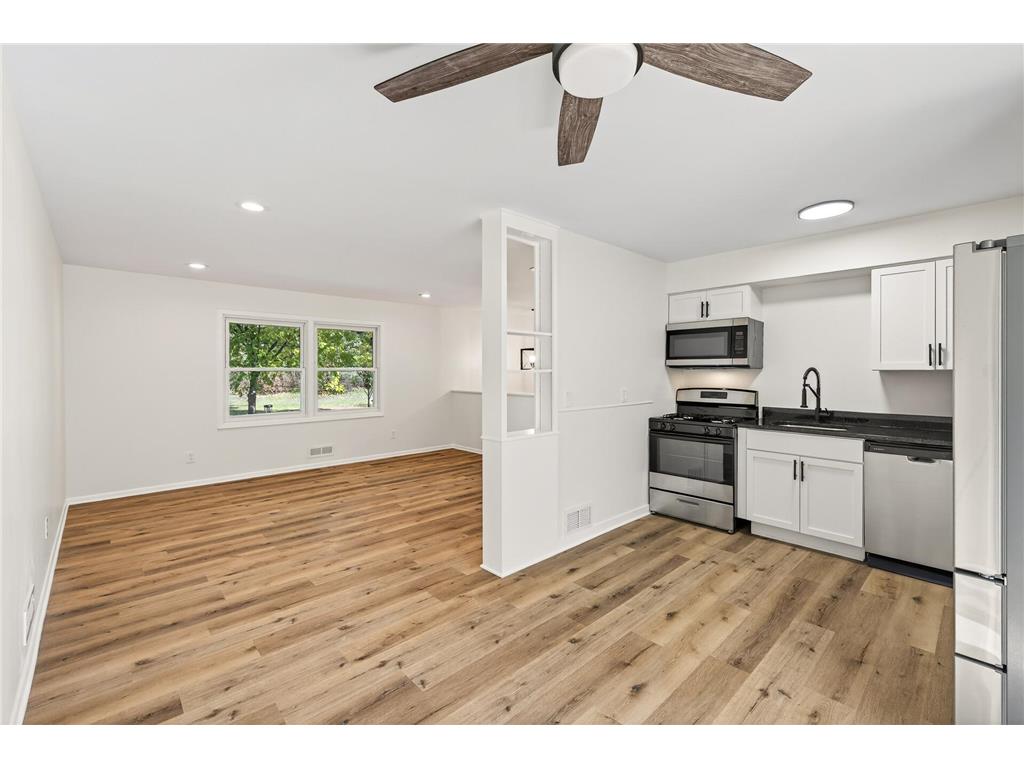 4329 Lakeland Avenue N Robbinsdale MN 55422 6815102 image4