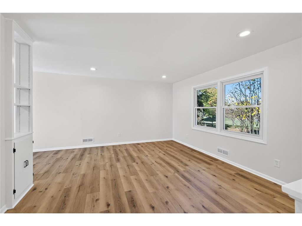 4329 Lakeland Avenue N Robbinsdale MN 55422 6815102 image7