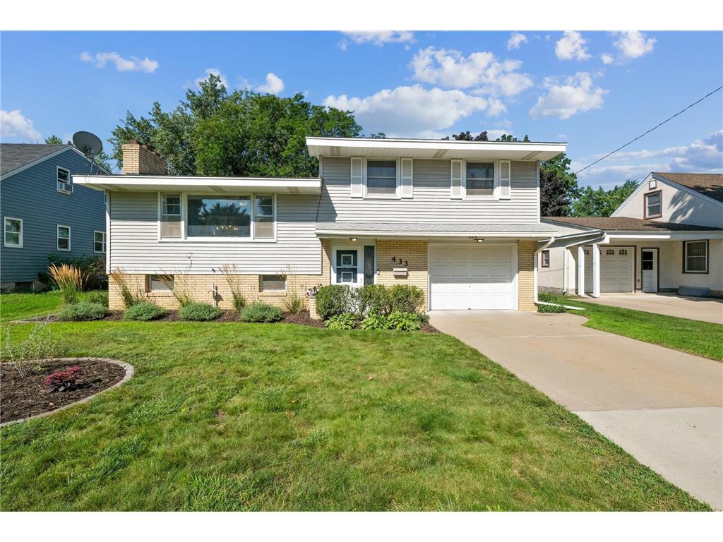 433 3rd Avenue NE Osseo MN 55369 6798085 image1