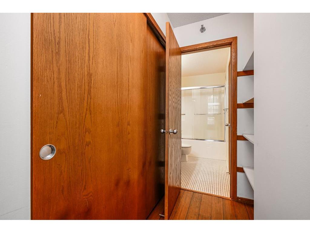 433 7th Street S #2305 Minneapolis MN 55415 7016723 image12