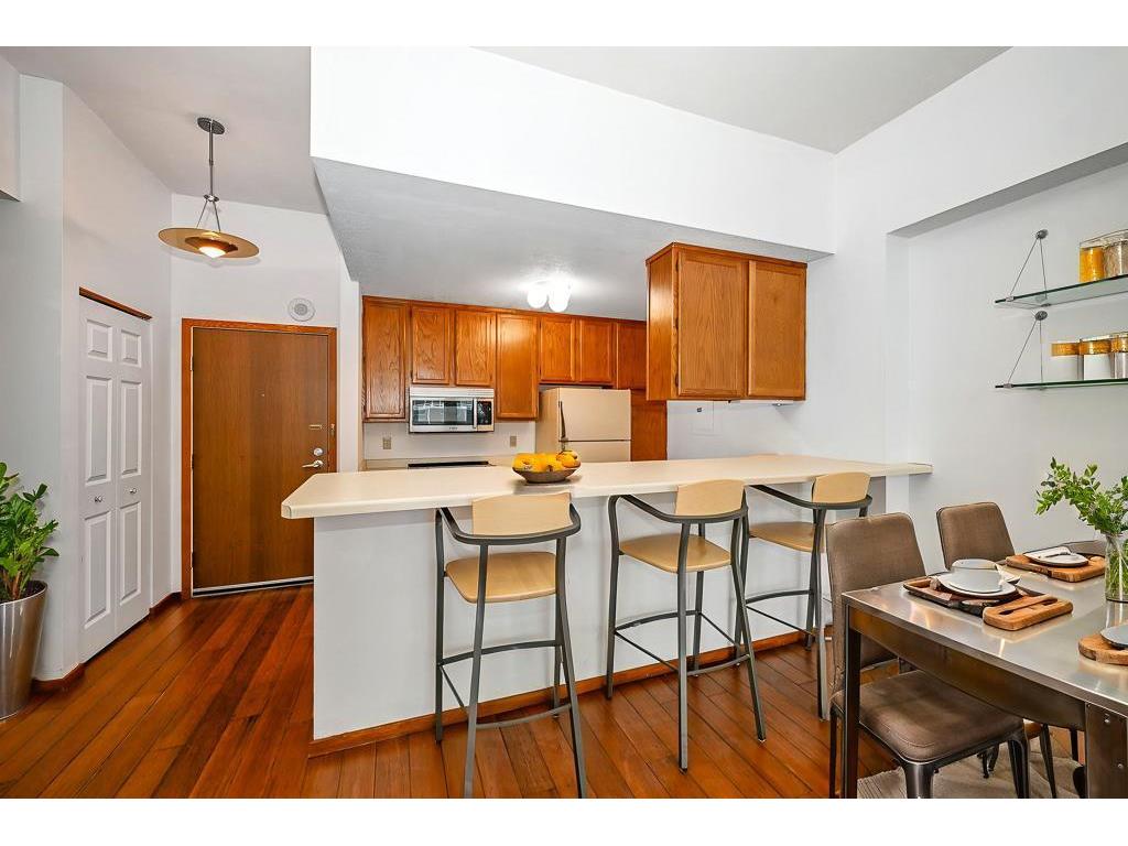 433 7th Street S #2305 Minneapolis MN 55415 7016723 image2