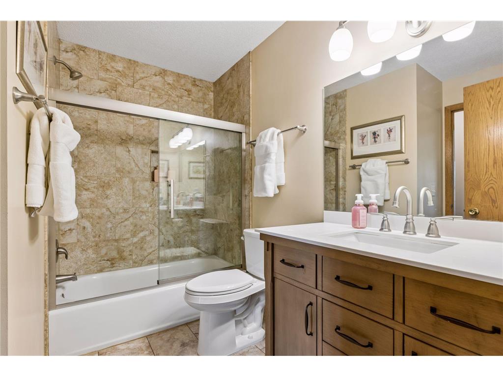 433 97th Lane NE Blaine MN 55434 7053498 image23