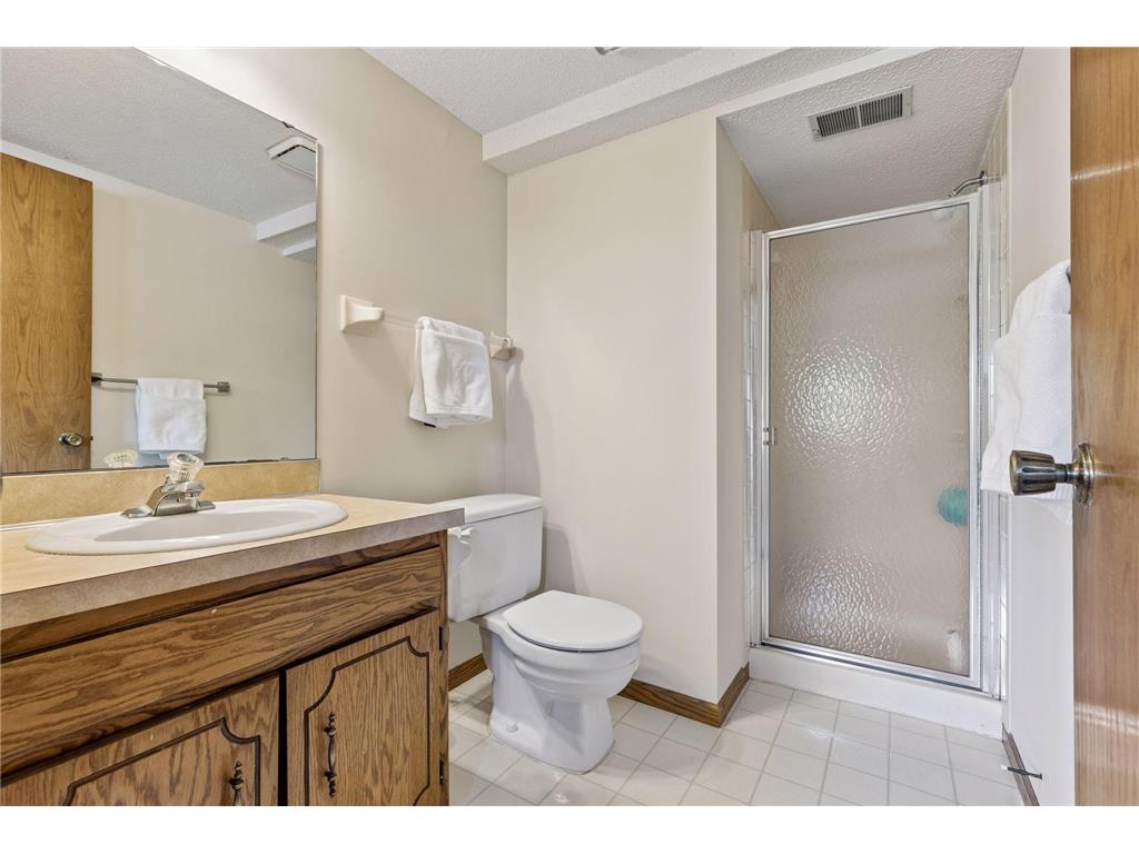 433 97th Lane NE Blaine MN 55434 7053498 image30