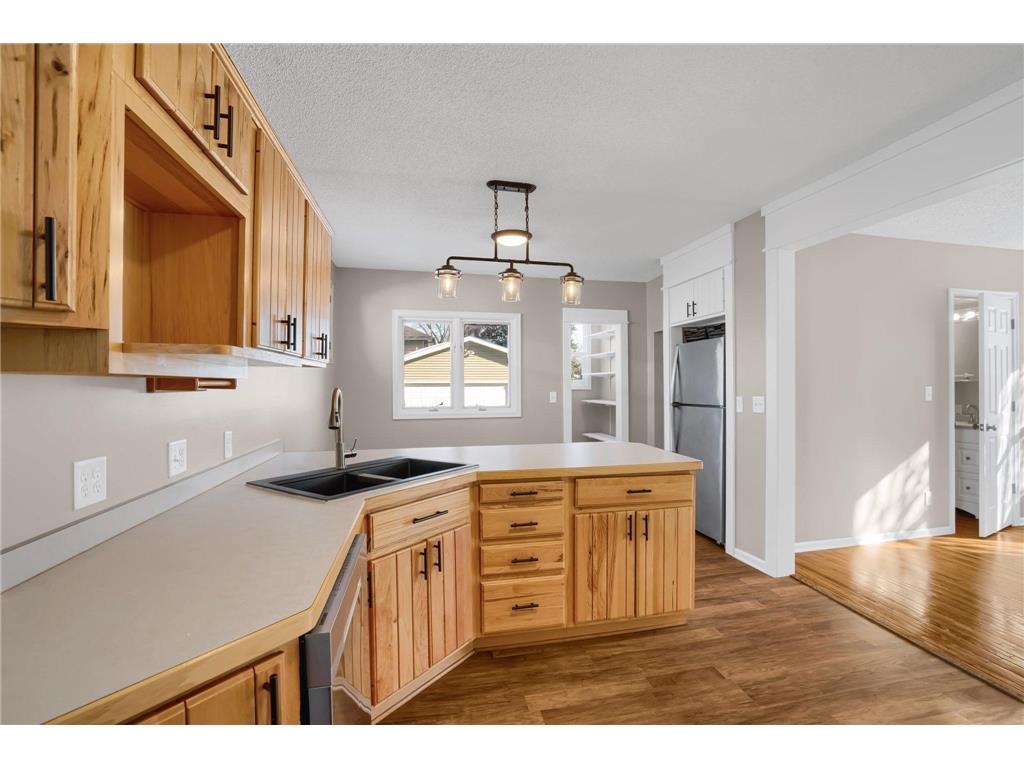 433 Brainerd Avenue Saint Paul MN 55130 6346497 image1