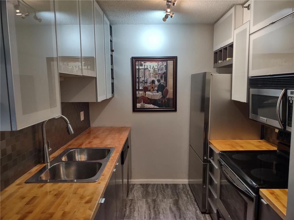 433 S 7th Street #1603 Minneapolis MN 55415 7053452 image5