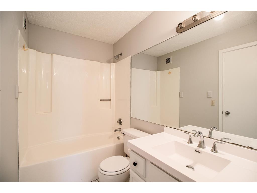 433 S 7th Street #1609 Minneapolis MN 55415 6800510 image5