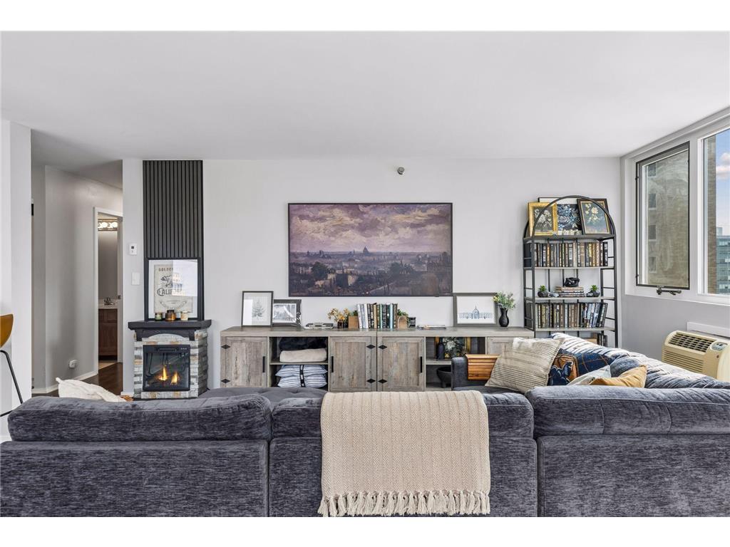 433 S 7th Street #1701 Minneapolis MN 55415 7109159 image14