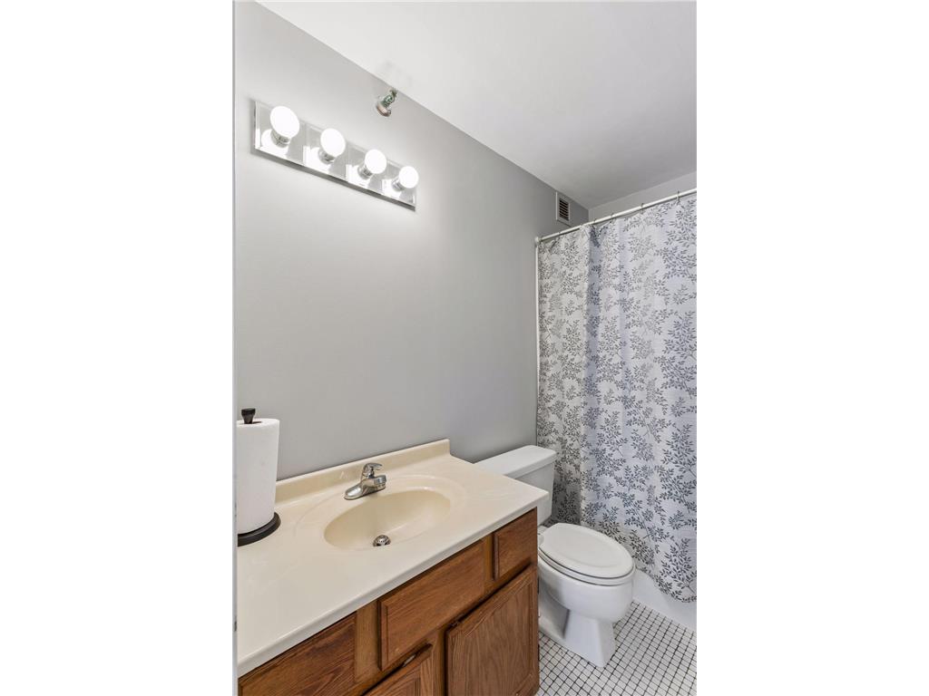 433 S 7th Street #1701 Minneapolis MN 55415 7109159 image37