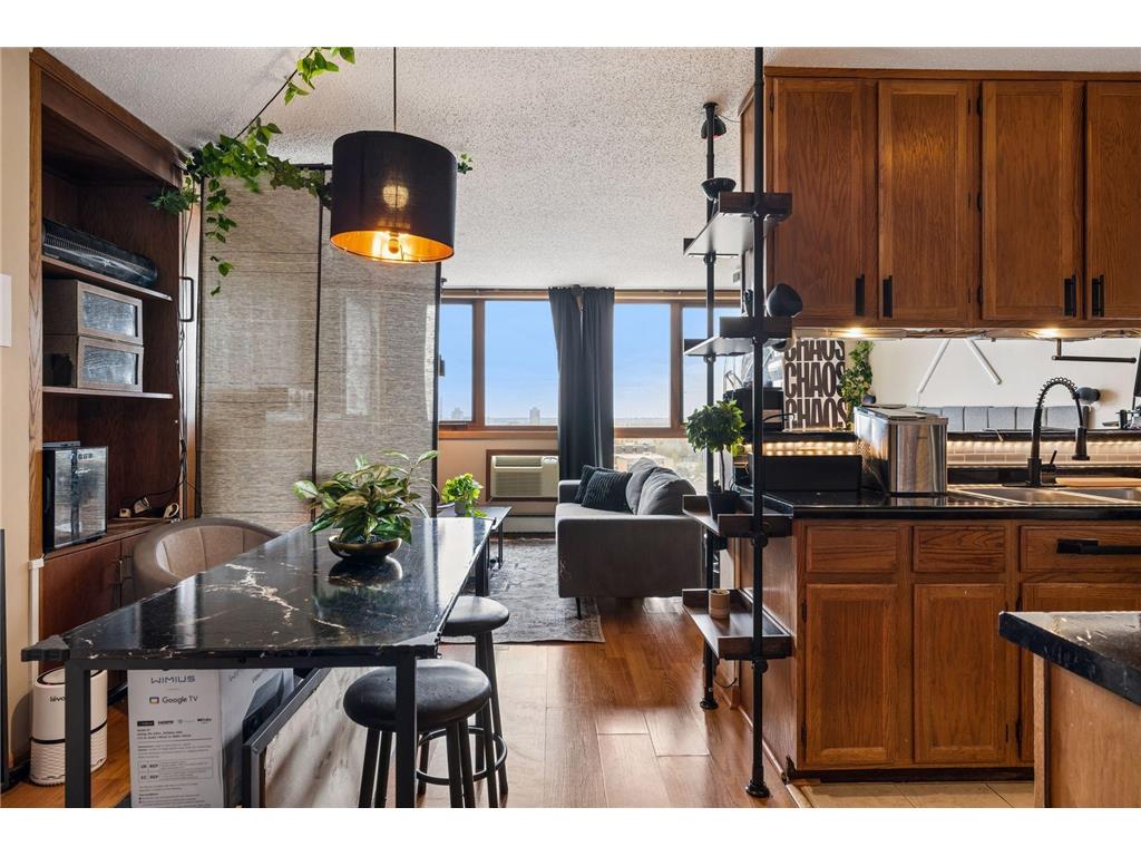 433 S 7th Street #1704 Minneapolis MN 55415 7046730 image10
