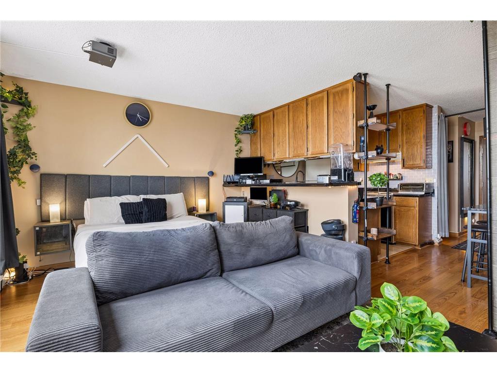 433 S 7th Street #1704 Minneapolis MN 55415 7046730 image13