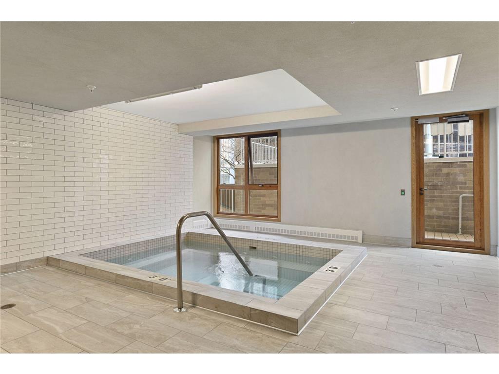 433 S 7th Street #1704 Minneapolis MN 55415 7046730 image18