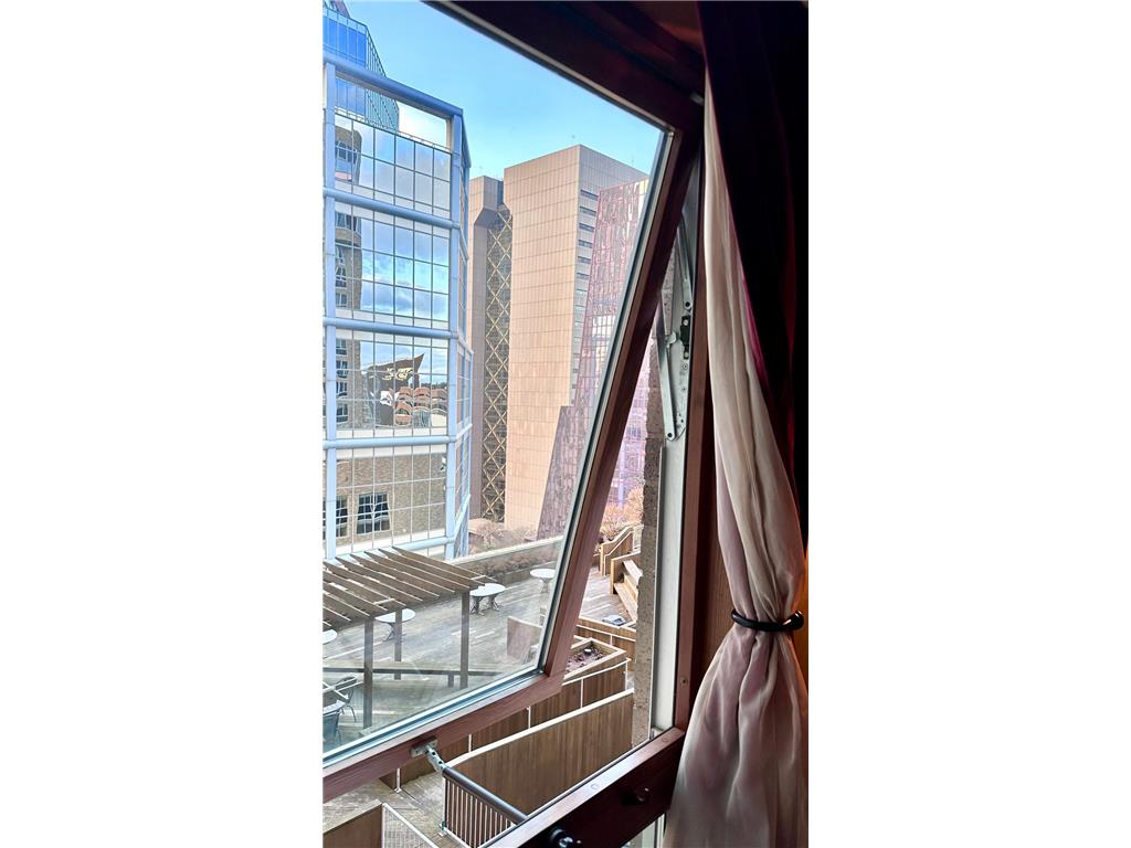 433 S 7th Street #1711 Minneapolis MN 55415 7084316 image3