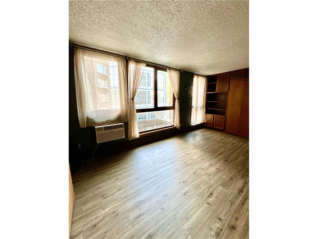 433 S 7th Street #1711 Minneapolis MN 55415 7084316 image6