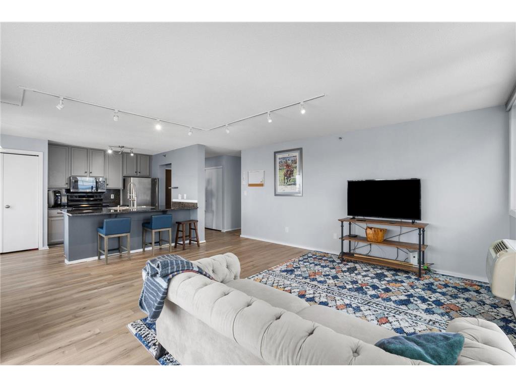 433 S 7th Street #1801 Minneapolis MN 55415 7034840 image32