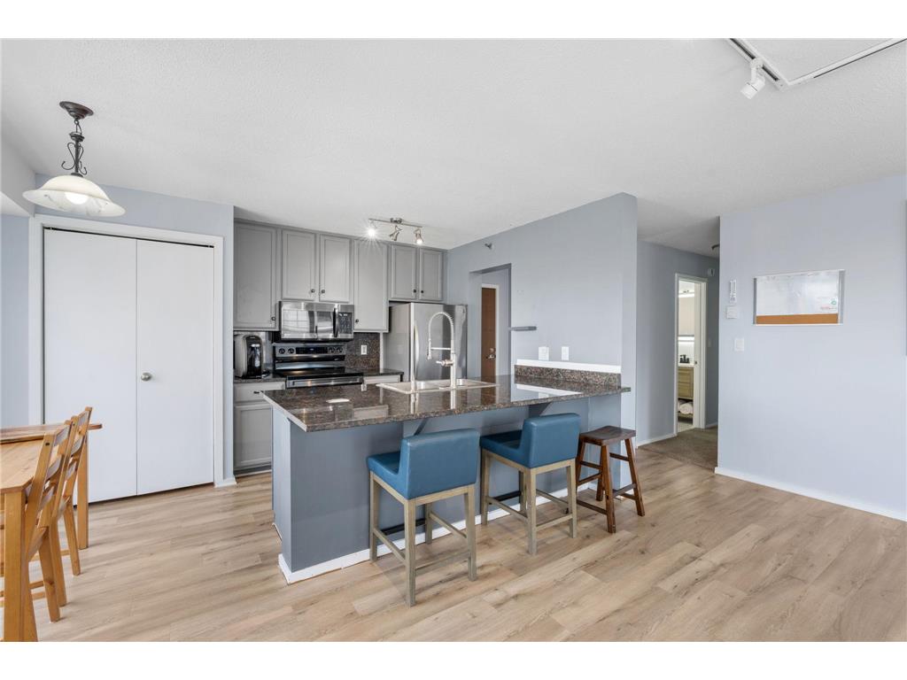 433 S 7th Street #1801 Minneapolis MN 55415 7034840 image5