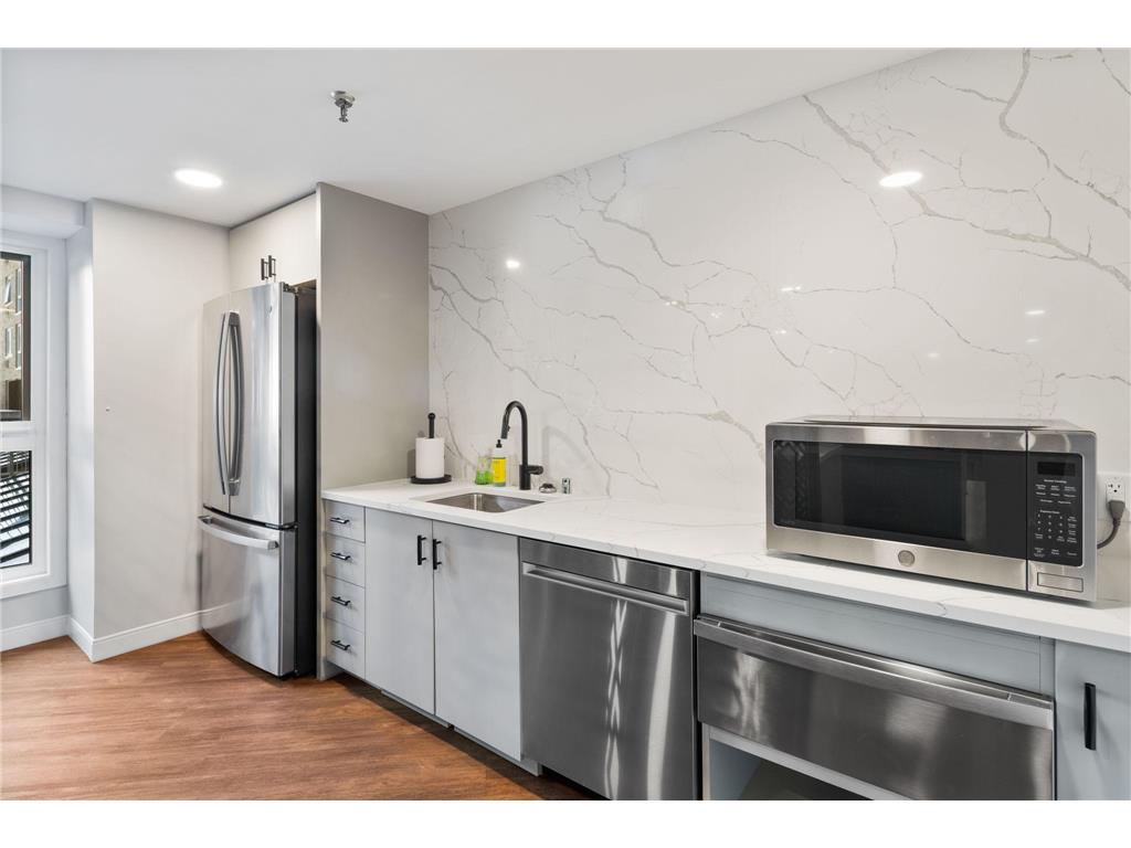433 S 7th Street #1814 Minneapolis MN 55415 7003672 image23