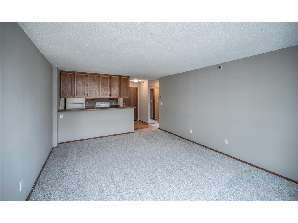 433 S 7th Street #1819 Minneapolis MN 55415 7036661 image2
