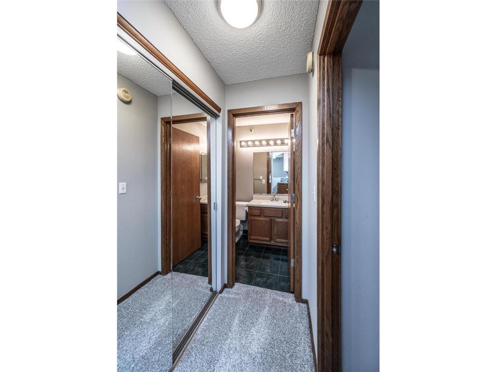 433 S 7th Street #1819 Minneapolis MN 55415 7036661 image6