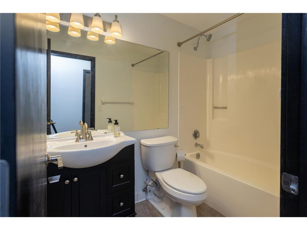 433 S 7th Street #1822 Minneapolis MN 55415 7042677 image9