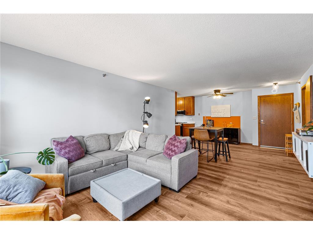 433 S 7th Street #1917 Minneapolis MN 55415 7042862 image4