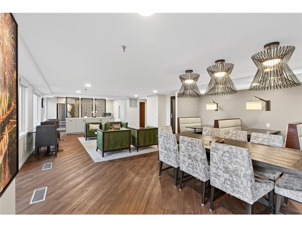 433 S 7th Street #2121 Minneapolis MN 55415 6792357 image18