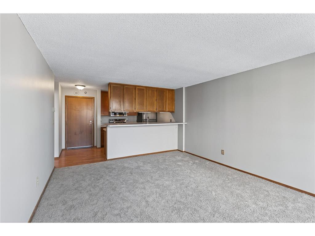433 S 7th Street #2121 Minneapolis MN 55415 6792357 image6