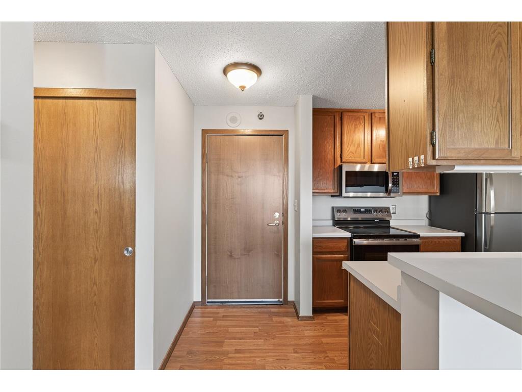 433 S 7th Street #2121 Minneapolis MN 55415 6792357 image7