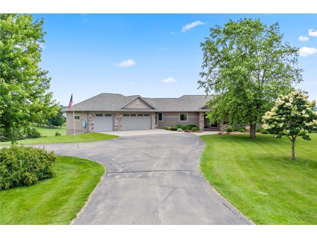 433 Sunset Drive Troy Twp WI 54016 6741361 image1
