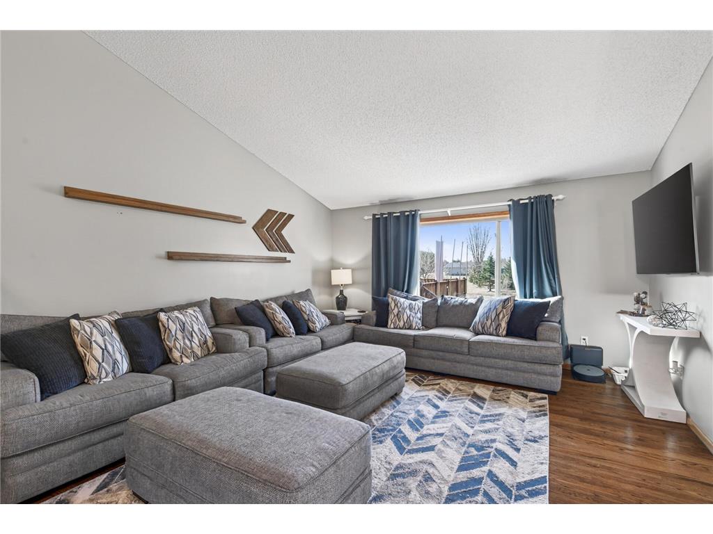 4330 203rd Lane NW Anoka MN 55303 7051041 image3