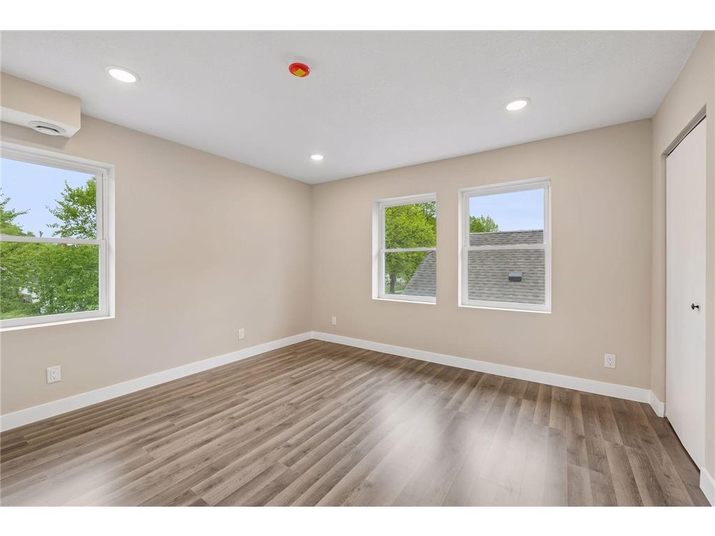 4330 5th Avenue S Minneapolis MN 55409 7075252 image15
