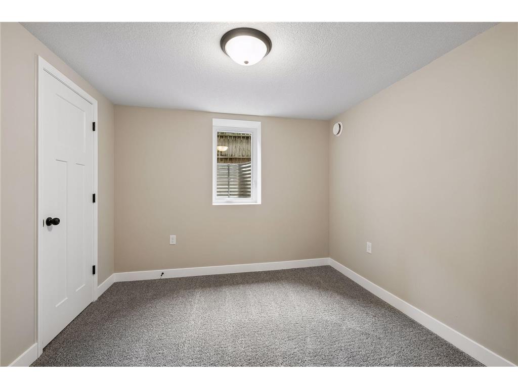4330 5th Avenue S Minneapolis MN 55409 7075252 image31